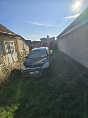 Casa batraneasca  localitatea Covaci toate utilitatile la 5 km de Timisoara strada asfaltata - imagine 11