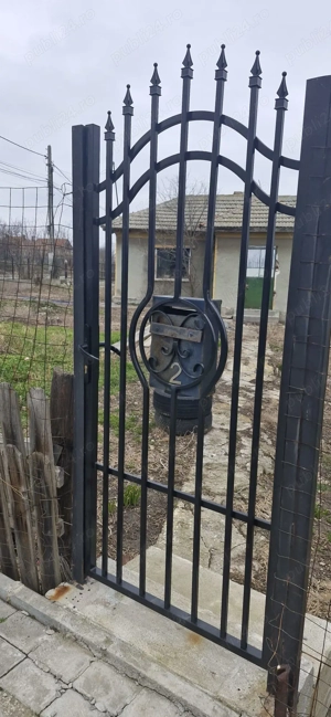 Casa bătrânească de vânzare în Tuzla - imagine 2