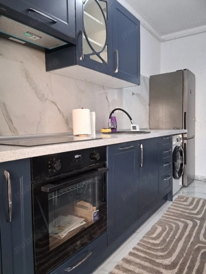 Proprietar închiriez garsoniera  si loc de parcare