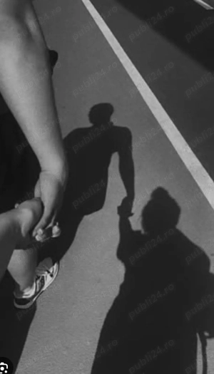 Cuplu in căutare de aventură 