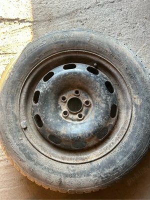 Vand 2 jante de tabla pe 15, prezoane 5x100