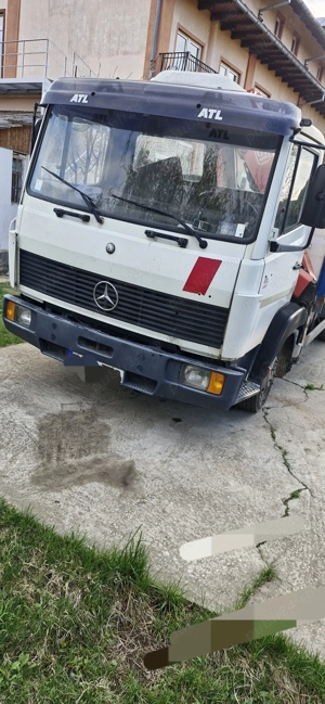 Camion cu macara  mercedes - imagine 3