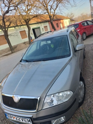 Vând Skoda octavia II An 2007 motor 1,9 TDI Preț negociabil 2050- euro reviziile la zi, stare f.bună - imagine 9