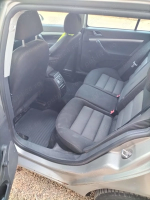 Vând Skoda octavia II An 2007 motor 1,9 TDI Preț negociabil 2050- euro reviziile la zi, stare f.bună - imagine 4