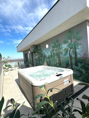 Proprietar vand apartament tip penthouse 2 camere mobilat si utilat LUX