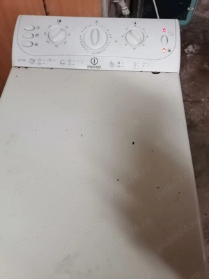Vind mașina de spălat verticala Indesit funcțională 