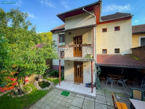 Casa in zona Lend din caramida arsa, 300 mp utili