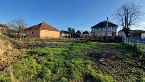 De vânzare: Teren 25 ari parcelabil, în Săsar  - imagine 3