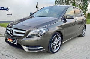 Mercedes B220 