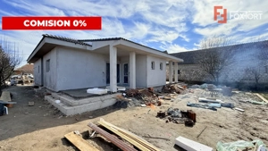 Duplex cu 3 camere si 2 bai pe parter, zona Albina