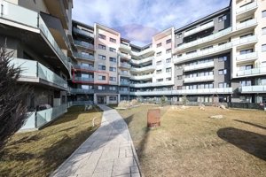 Apartament nou - 3 camere mobilat si utilat!