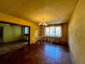 Apartament 4 camere, parter inalt, boxa, zona Take Ionescu/Cardinale