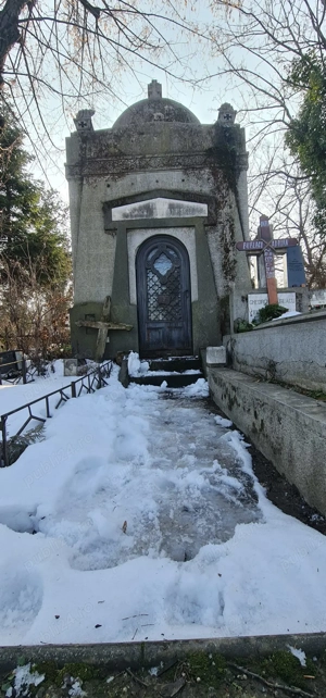 Cavou Monumental din Perioada Interbelică 8 + 4 Locuri   Cimitirul Bellu, Bucuresti - imagine 4