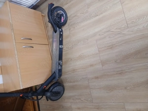 Vand trotineta electrica