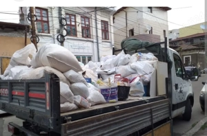 Transport autorizat, moloz, pietrisi, sorturi, etc