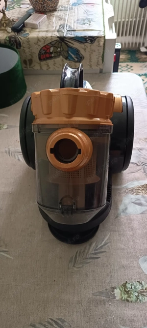 Vand plasma și aspirator Noi