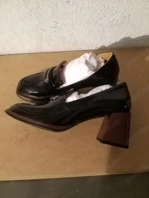 pantofi dama NR 37 ( nu trimit prin curier sau poștă )