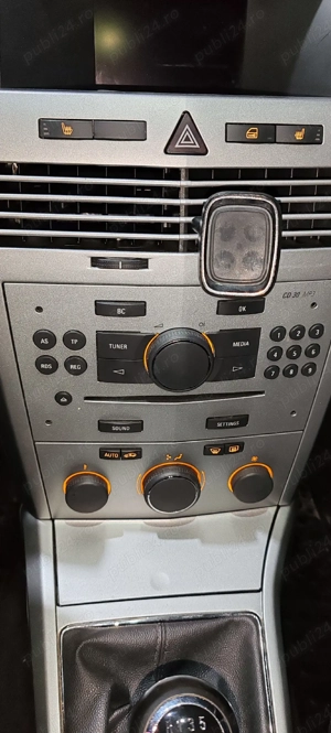 Vând Opel Astra H ( STAȚION WAGON) 1.7 cdti 125 cp An 2012 - imagine 9