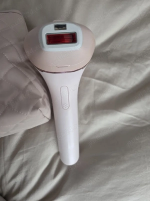Epilator IPL Philips Lumea Seria 9900 BRI950 01