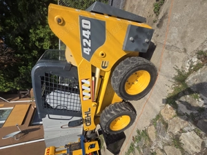 Lucrări cu mini excavatorul și bobcat. - imagine 3