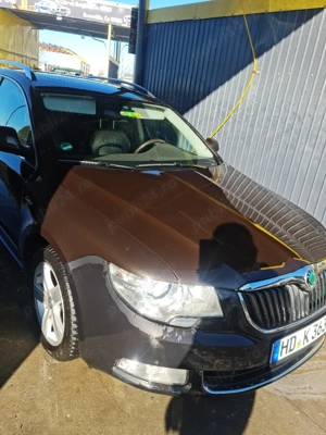 Skoda Superb, 2012,motor 2.0 tdi 140 CP, euro 5 - imagine 9