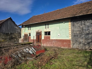 Vand casa Com Pietroasa-Bihor, sosea , central ter 2500 mp, dublu front, utilit.,gaz - imagine 4