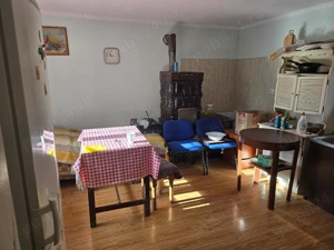 Vand casa Com Pietroasa-Bihor, sosea , central ter 2500 mp, dublu front, utilit.,gaz - imagine 12