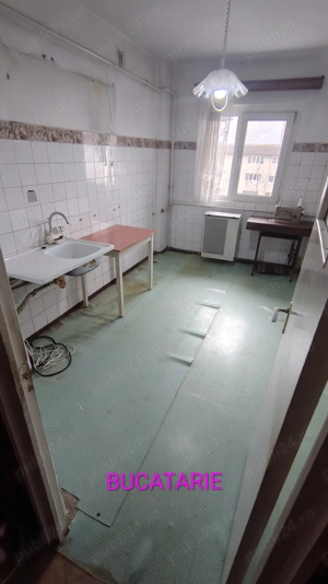 Apartament ultracentral Campina ,62 mp, 2 balcoane  - imagine 5