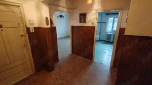 Apartament ultracentral Campina ,62 mp, 2 balcoane  - imagine 9