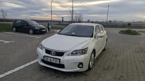 Toyota Auris hybrid Premium sau Lexus CT 200 h - imagine 7