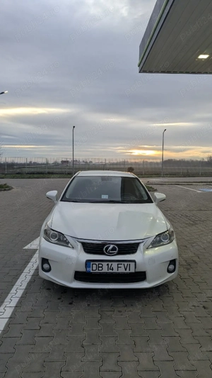 Toyota Auris hybrid Premium sau Lexus CT 200 h - imagine 10