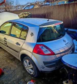 vand, dezmembrez renault megane 2 1.5 DCI 2006, Euro 4 - imagine 3