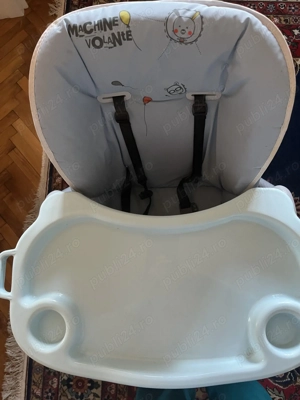 Vand scaun cu masuta bebe