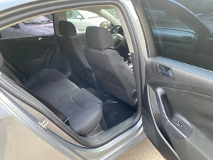 Volkswagen Passat B6 200CP - imagine 5