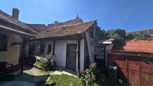 Casă la curte comună - Zonă centrală Tudor Vladimirescu - imagine 2