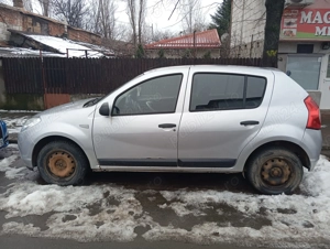 Dacia Sandero euro 5 - imagine 3