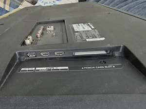 Vând televizor LG 43UM7450PLA defect.