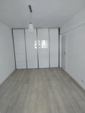 Vând apartament 2 camere mobilat utilat + parcare - imagine 7