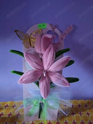 flori lucrate manual cadou perfect luna martie