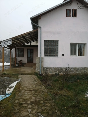 Casa de vanzare Baicoi - imagine 2