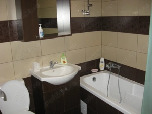 Inch ap 2 cam central in vila - imagine 5