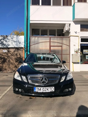 Mercedes-Benz E220 CDI - 2011
