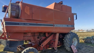 Vând combina defecta international (case ih)1460  - imagine 2