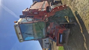 Vând combina defecta international (case ih)1460 