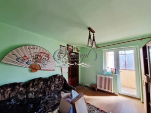 Apartament cu potential, orientare sud-est, 2 balcoane, zona Parang  - imagine 6