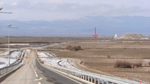 DE VÂNZARE: Terenuri pretabile Logistică Hale   Acces facil A7 & E85 (DJ205P)