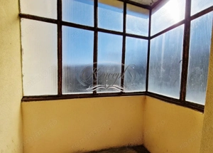 Apartament cu potential, orientare sud-est, 2 balcoane, zona Parang  - imagine 19