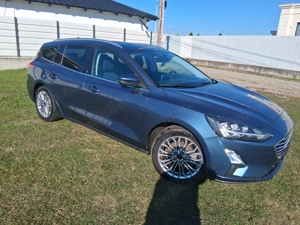 Ford Focus titanium - imagine 3