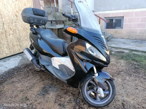 Scuter malaguti madison 250