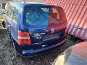 Vând touran 1.9 tdi pentru piese - imagine 2